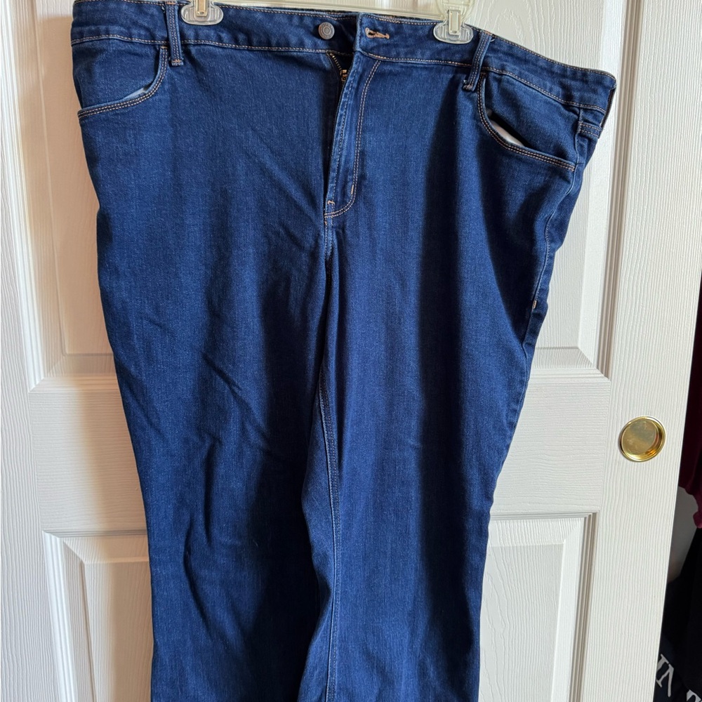 Old Navy Women's Boot Cut Jeans in Deep Indigo